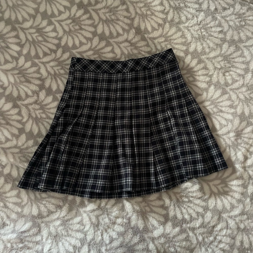 H&M Plaid Pleated Skirt